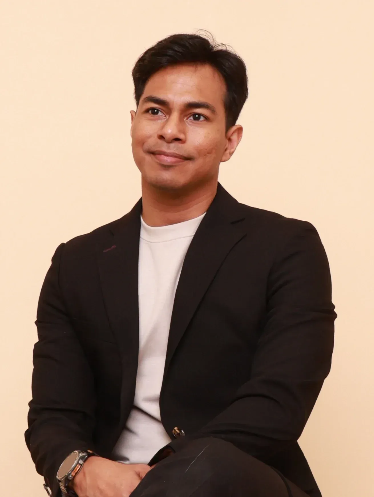 Taufiq Corvin, District 10 landed property advisor, portrait